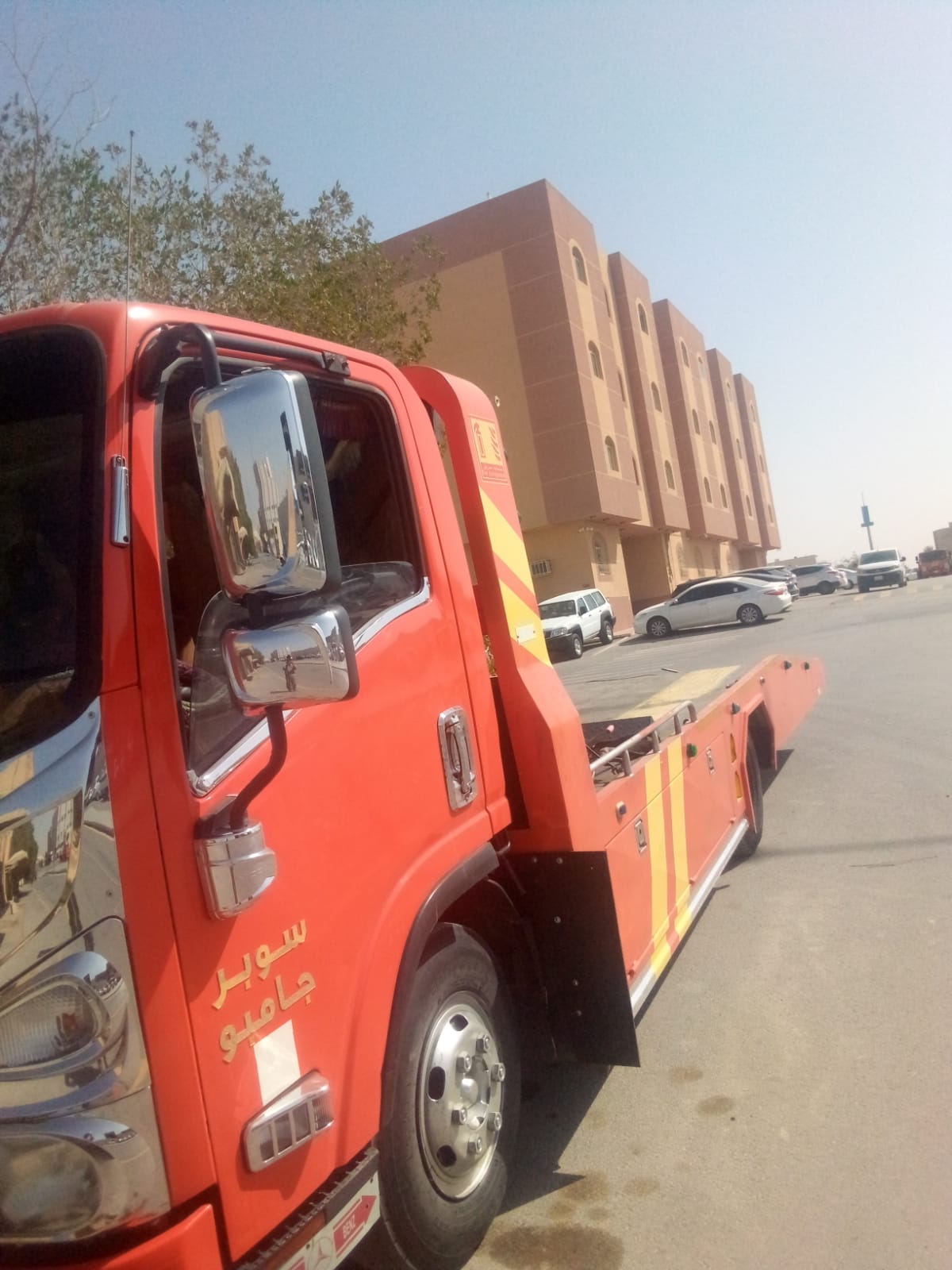 سطحة هيدروليك لنقل السيارات في الرياض